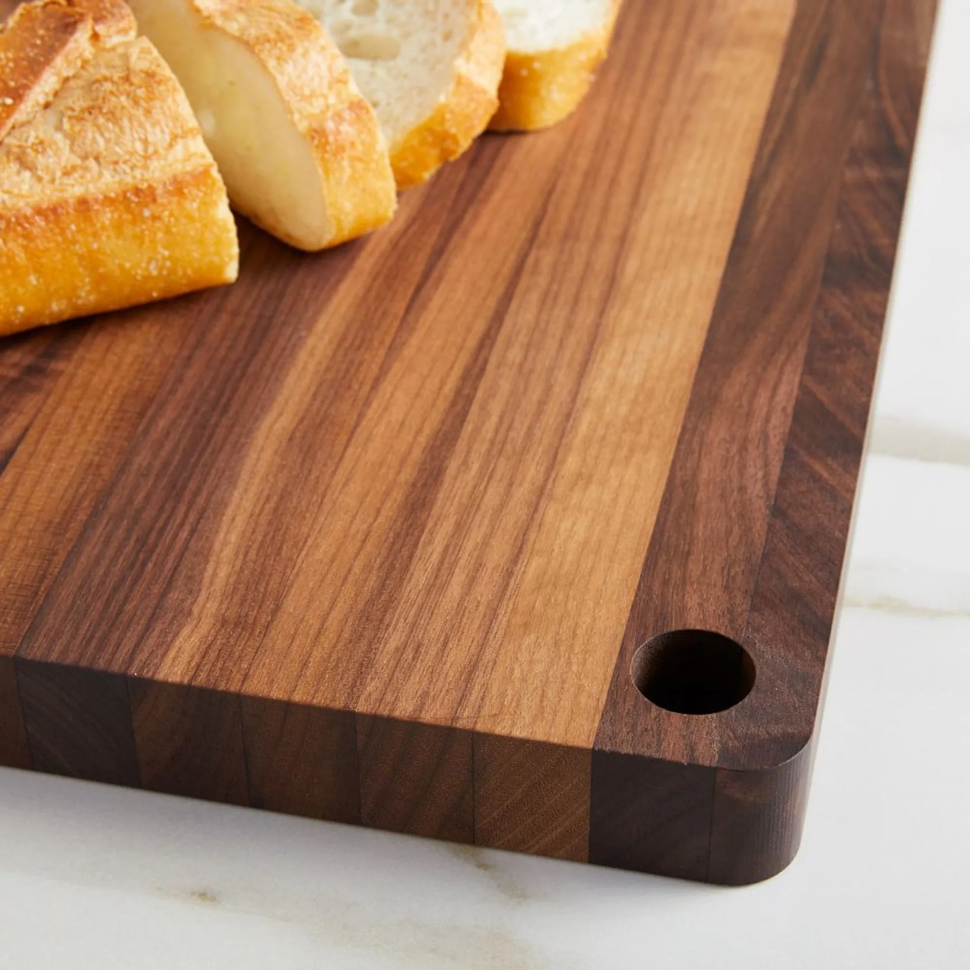 Akio Chopping Board