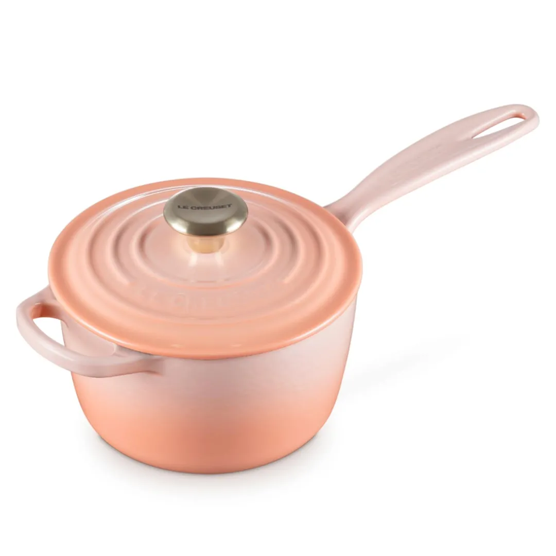 Le Creuset 1.75 Qt. Signature Saucepan